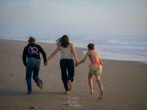 Photo de galerie - Shooting en famille a la plage 