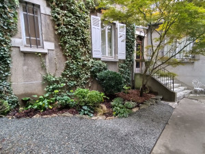 Photo de galerie - Réaménagement d'une cour d'immeuble.