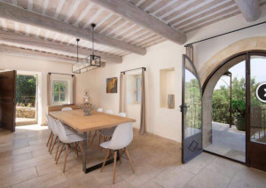 Photo de galerie - Interieur de propriété haut de gamme 