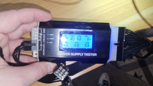 Photo de galerie - Remplacement alimentation avec vérification des différents voltage pour assurer la qualité du matériel