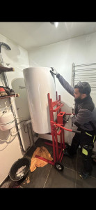 Photo de galerie - ? Remplacement d’un chauffe-eau électrique réalisé dans les règles de l’art.