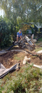 Photo de galerie - Création d'une mare dans un jardin.