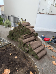 Photo de galerie - Pose plaque de gazon pour tout le terrain