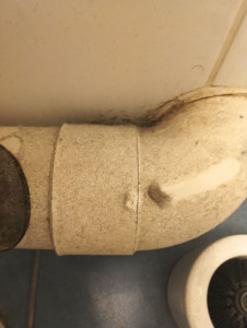 Photo de galerie - Décrassage tuyauterie produits professionnels 