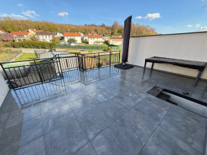 Photo de galerie - Terrasse au Karcher 