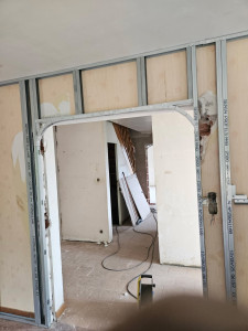 Photo de galerie - Plaque de plâtre ouverture porte 