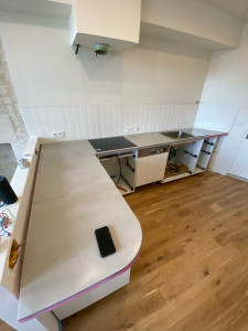 Photo de galerie - Création d’un plan de travail en carrelage