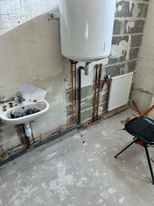 Photo de galerie - Installation avec brassure forte