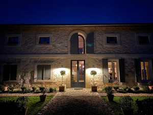 Photo de galerie - Installation applique exterieur