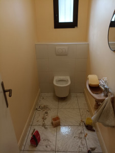 Photo de galerie - Pose d'un WC suspendu,coffrage placo +faïence 