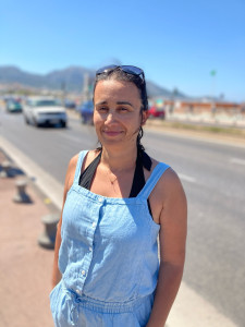 Photo de galerie - Prestation d’aide à domicile : accompagnement et présence.