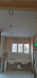 Photo de galerie - Construction d'un plafond et installation électrique