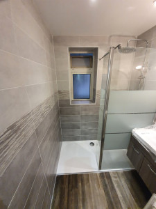 Photo de galerie - Salle de bain refait de A a Z.
