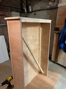 Photo de galerie - Réalisation d'un meuble sur mesure pour une salle de bain