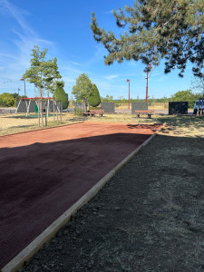 Photo de galerie - Terrain de pétanque de + 100m2