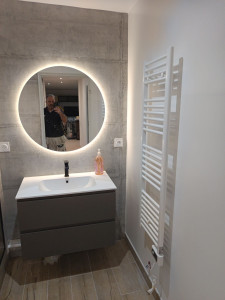 Photo de galerie - Salle de bain complète de A a Z
électricité 
plomberie

placo
carrelage
pose de meuble et paroi