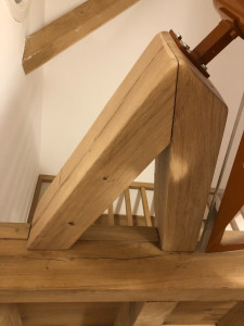 Photo de galerie - Renfort pour la fixation de l’escalier