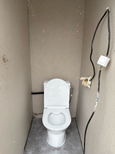 Photo de galerie - Pose d’un toilette