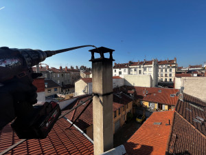 Photo de galerie - Ramonage d’un four à pizza à Lyon 