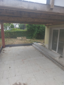 Photo de galerie - Pose de dalles sur plots 