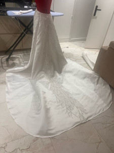 Photo de galerie - Raccourcir robe de marié