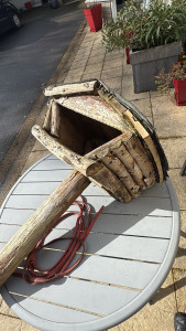 Photo de galerie - Création petite cabane pour oiseaux 