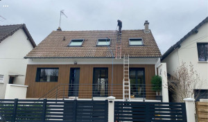 Photo de galerie - Nettoyage toiture après hydrofuge 