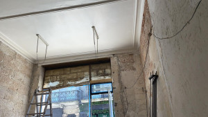 Photo de galerie - Renovation du plafond d'un local de 40 ans 

