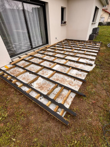 Photo de galerie - Création d’une terrasse en bois de pin 6x3