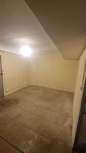 Photo de galerie - Rénovation complète en moulures et appareillage Iboco