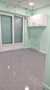 Photo de galerie - Rafraîchissement total de la crèche a pont de beauvoisin avec des peinture spécial pour petite enfance, hôpitaux ect
les enfant peuvent désormais s'amuser dans un environnement sain et pleine de couleurs 