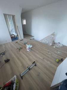 Photo de galerie - Réalisation chez moi. Ouverture escalier. Parquet placo et j'en passe 