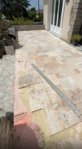 Photo de galerie - Pose de travertin c’est du carrelage façon pierre