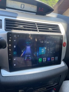 Photo de galerie - Mise en place écran Android voiture 