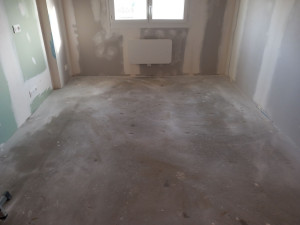 Photo de galerie - Mise en place chape maigre + isolation sous chape