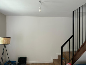 Photo de galerie - Pose d'une cloison en placo, enduit et peinture 
