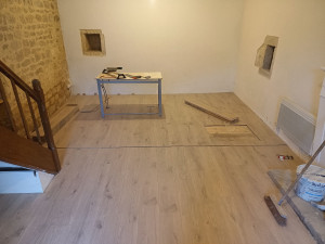 Photo de galerie - Pose du parquet 