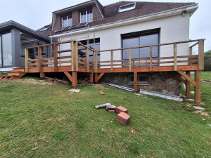 Photo de galerie - Terrasse sur pilotis 