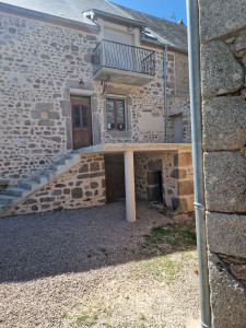 Photo de galerie - Réalisation d'une terrasse plus joints de façade 