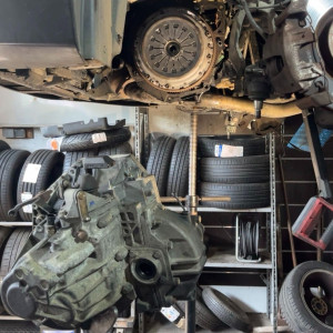 Photo de galerie - Remplacement d'une boite de vitesse
