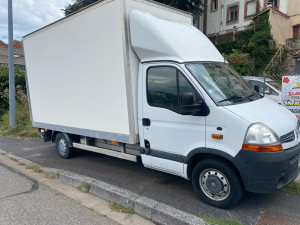 Photo de galerie - Je loue un camion avec chauffeur pour déménagement ou récupération de meuble ou vide débarras 