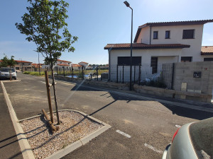 Photo de galerie - Pose grillage rigide 