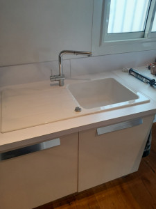 Photo de galerie - Pose d'évier.