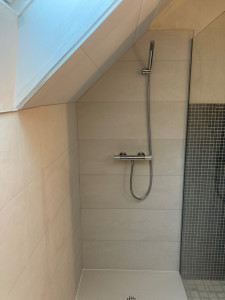 Photo de galerie - Douche sous rampants