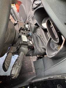 Photo de galerie - Remplacement d’un commodo d’essuie-glace suite à une recherche de panne.