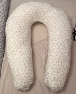 Photo de galerie - Housse de coussin d’allaitement 