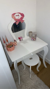 Photo de galerie - Coiffeuse 