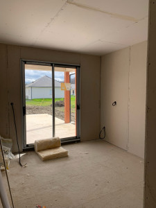 Photo de galerie - Montage doublages/cloisons/plafond en ba13 pour une chambre.