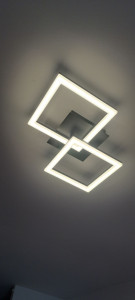 Photo de galerie - Installation de lumière. 