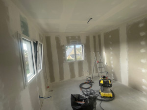 Photo de galerie - Ponçage et peinture 